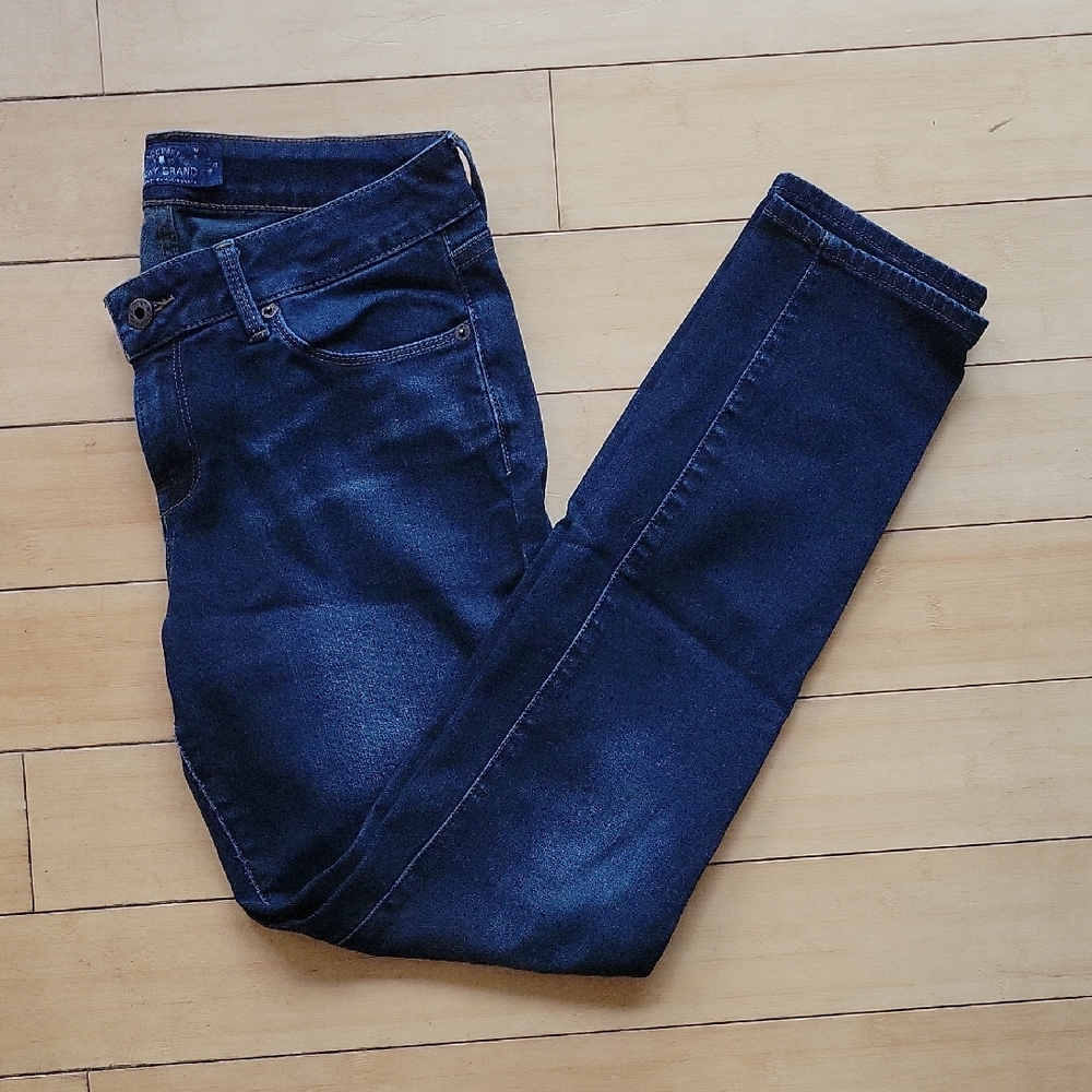 • Lucky Brand • Dark Wash Lolita Skinny Jeans